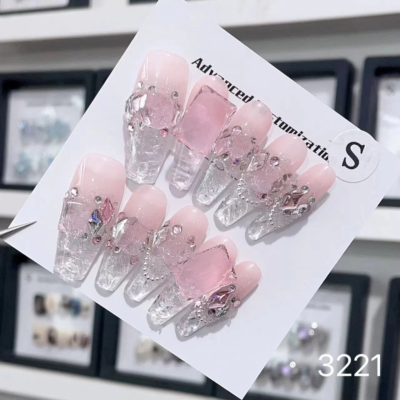 Wholesale Luxury Handmade French Style Press Nails High Quality 10pcs Set Rhinestones Charms High Quality Artificial Fingernails