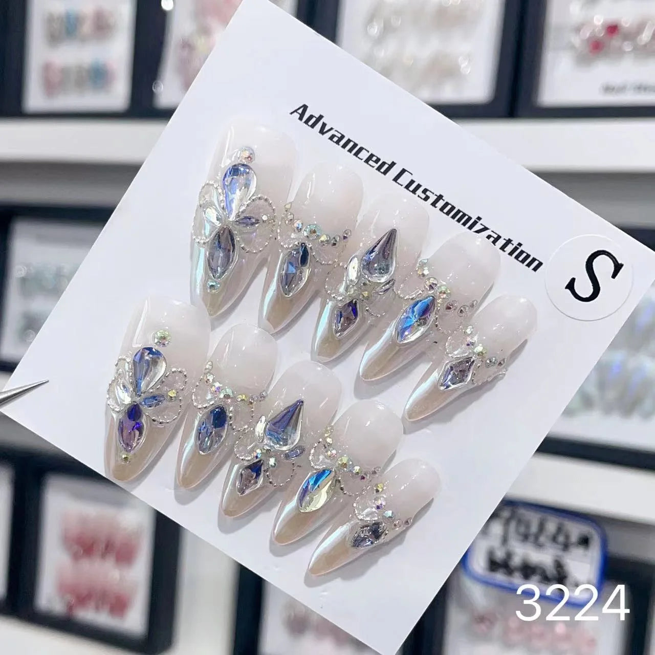 Wholesale Luxury Handmade French Style Press Nails High Quality 10pcs Set Rhinestones Charms High Quality Artificial Fingernails