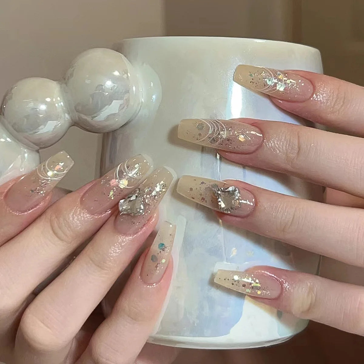 Lot de 24 faux ongles roses style Y2K à coller avec de gros strass scintillants et des pointes françaises noires pour femmes