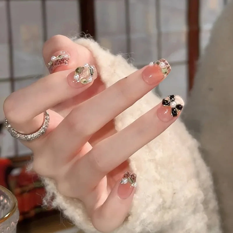 Lot de 24 faux ongles à paillettes et diamants, en acrylique, pour fille mignonne et mignonne, couverture complète, courts et carrés, manucure portable
