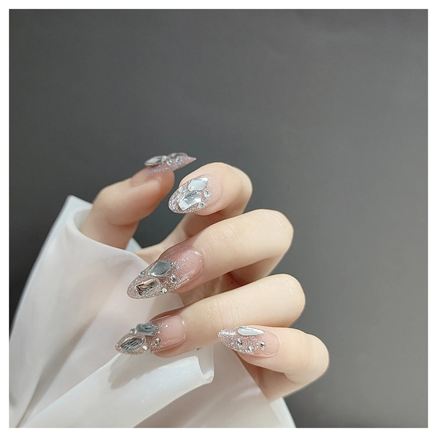 Lot de 24 faux ongles roses style Y2K à coller avec de gros strass scintillants et des pointes françaises noires pour femmes