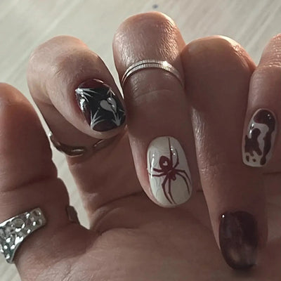 Lot de 24 faux ongles roses style Y2K à coller avec de gros strass scintillants et des pointes françaises noires pour femmes